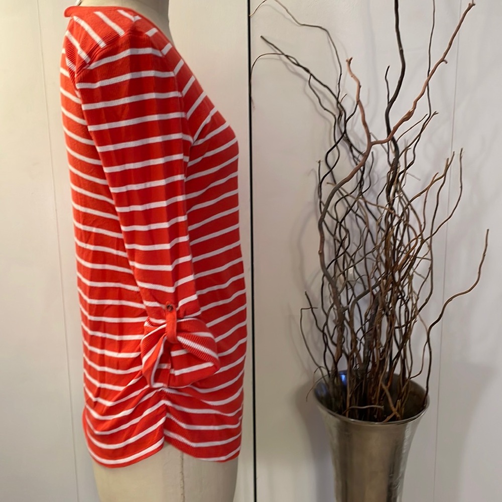 Motherhood Maternity long sleeve v-neck lightweight sweater with ruched … - Picture 6 of 7